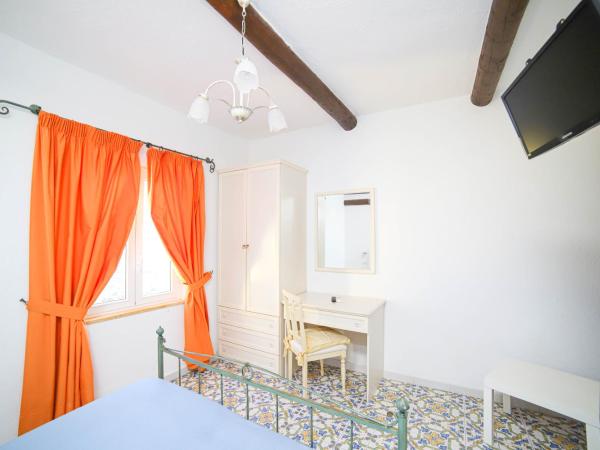 Sweetposeidon : photo 8 de la chambre chambre double - vue sur mer