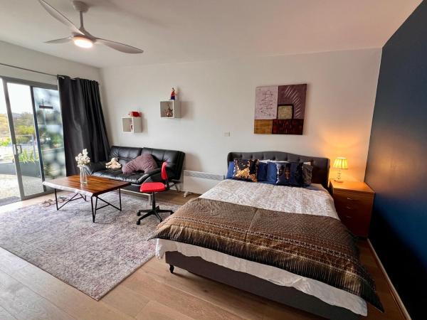 Hobart View : photo 1 de la chambre suite lit queen-size – vue sur mer