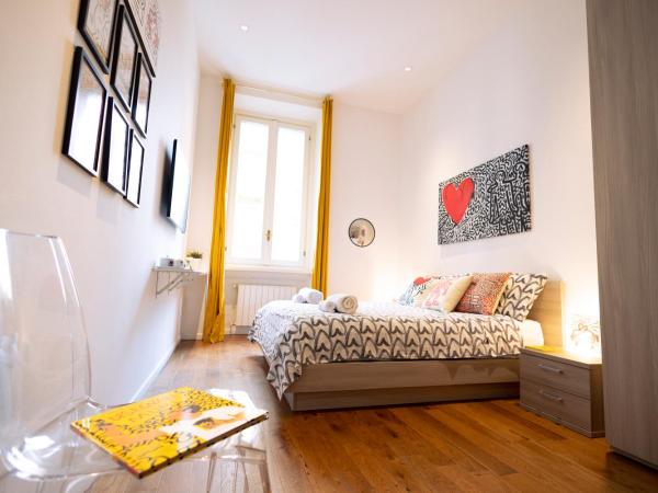 tHE Keith Haring Room - Private Bedroom : photo 6 de la chambre chambre double avec salle de bains privative