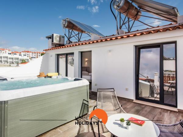 #211 Jacuzzi Ocean View, 100 mts Beach with AC : photo 6 de la chambre chambre double deluxe avec balcon - vue sur mer