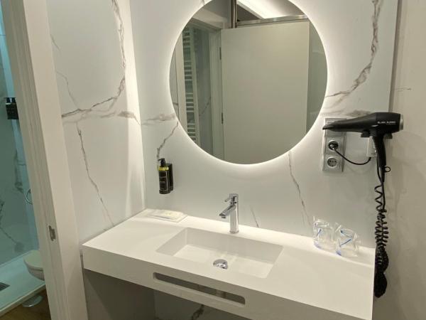 Hotel Boutique Atrio : photo 4 de la chambre chambre double supérieure (1-2 adultes)