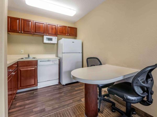 Extended Stay America Suites - Phoenix - Midtown : photo 4 de la chambre suite 1 chambre - non-fumeurs