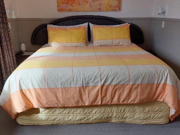 Bed and Breakfast Happy Home Taupo Accommodation : photo 10 de la chambre chambre lit king-size deluxe