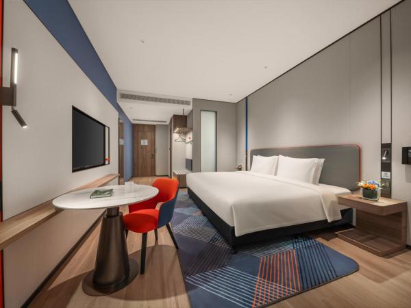 Holiday Inn Express Shenzhen Futian Center, an IHG Hotel : photo 7 de la chambre chambre standard