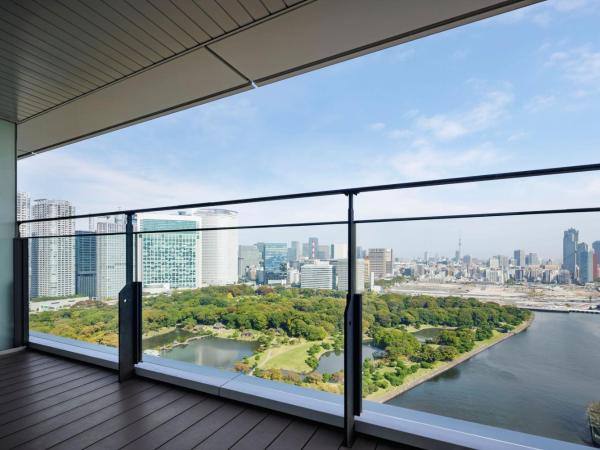 mesm Tokyo, Autograph Collection : photo 3 de la chambre chapitre 2 - hébergement lit king-size - vue sur jardin