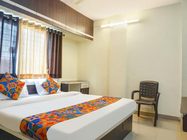 FabHotel The Guest House : photo 1 de la chambre chambre deluxe