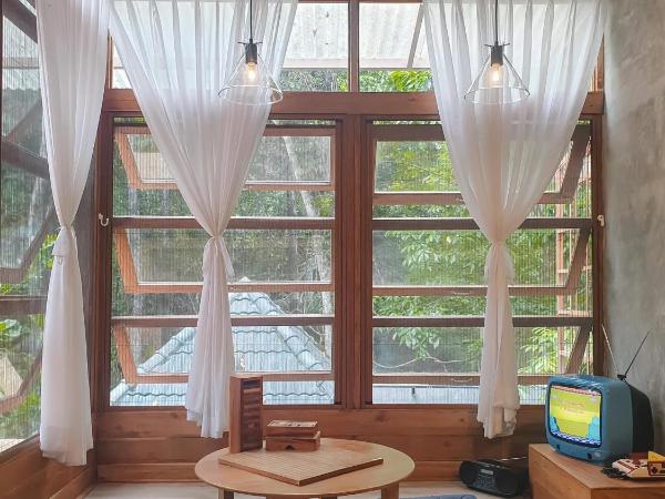 Woo Ma Ca Moo : photo 8 de la chambre chambre quadruple avec balcon