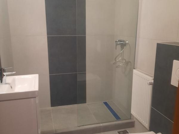 HELIOS Hotel Apartments : photo 6 de la chambre studio supérieur avec balcon