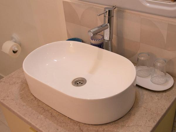 Dar Yessine Boutique Hôtel : photo 3 de la chambre chambre double avec patio