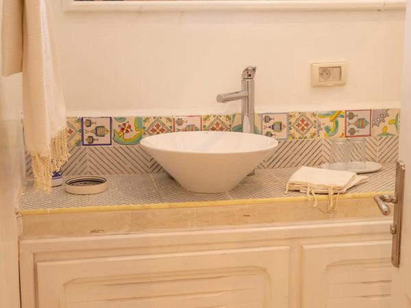 Dar Yessine Boutique Hôtel : photo 7 de la chambre chambre lit king-size supérieure