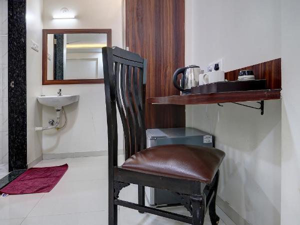 StayBird - NEST, A Premium Residences, Kharadi : photo 10 de la chambre chambre lit king-size