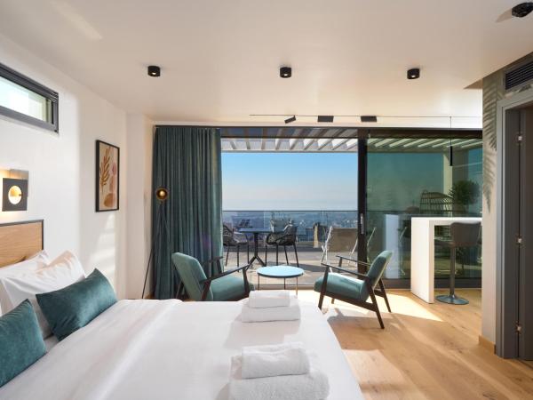 SIGMA Luxury Apartments & Suites : photo 2 de la chambre superior sea view suite with hydromassage