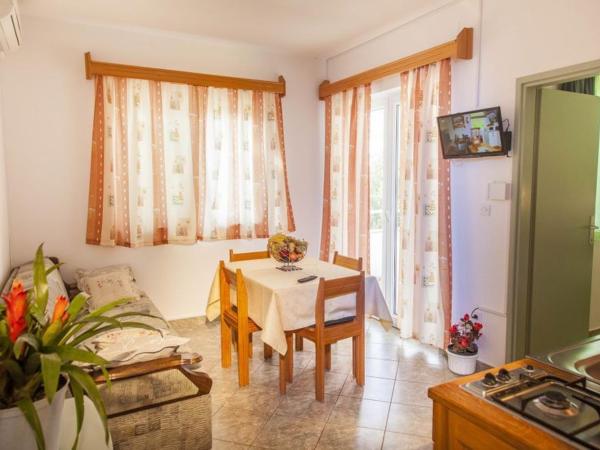 Villa Nike : photo 2 de la chambre suite avec terrasse