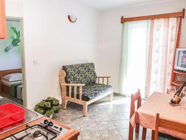 Villa Nike : photo 4 de la chambre suite avec terrasse