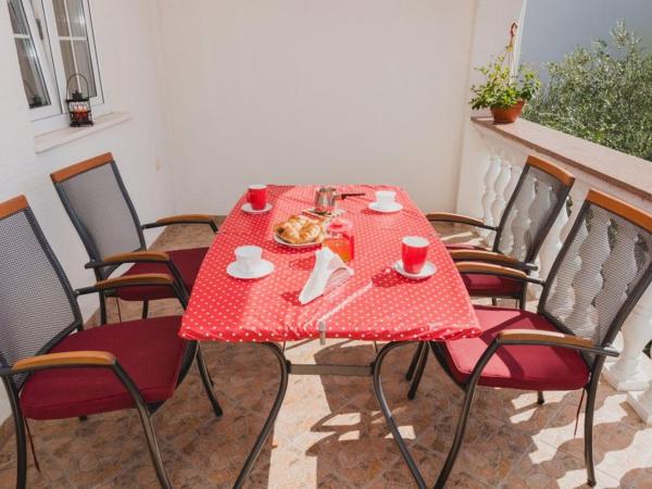 Villa Nike : photo 3 de la chambre suite avec terrasse