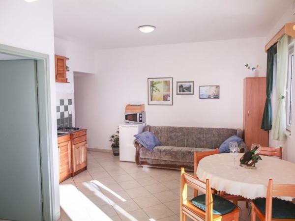 Villa Nike : photo 6 de la chambre suite avec terrasse