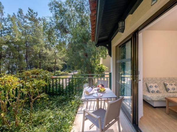 Labranda Mares Marmaris Hotel : photo 7 de la chambre chambre familiale 2 chambres - vue sur jardin