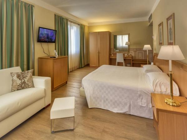 Hotel Nasco : photo 7 de la chambre chambre triple