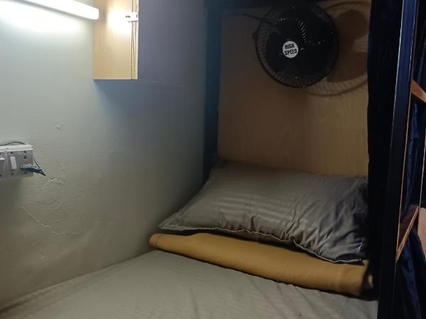 Victory dormitory : photo 2 de la chambre lit dans dortoir pour hommes