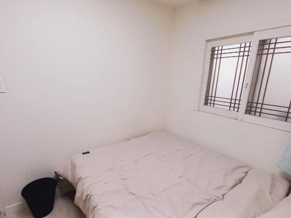 G Yongsan Inn : photo 3 de la chambre chambre double