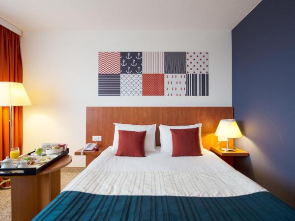 Mercure Gdynia Centrum : photo 2 de la chambre chambre double standard
