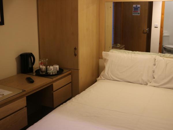 Lower Turks Head : photo 4 de la chambre chambre double avec balcon