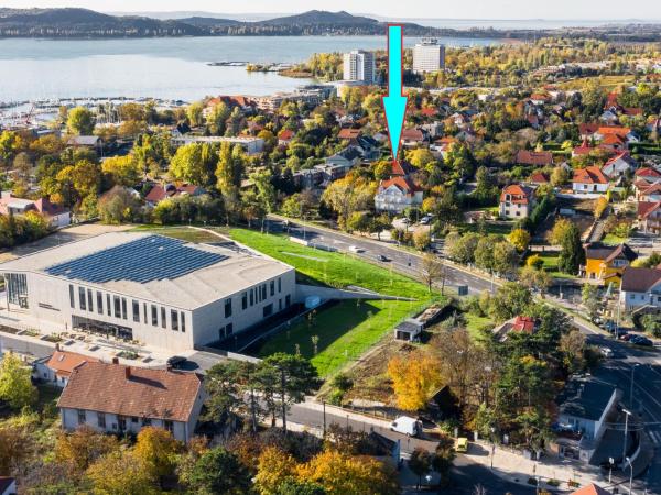 Aqua Ház Panzió 2 : photo 8 de la chambre studio avec terrasse