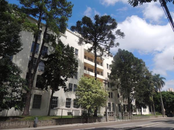 Casa do Estudante Universitário do Paraná : photo 1 de la chambre dortoir pour femmes