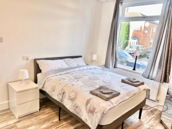 Lux en-suite Manchester City - Center - COOP Arena : photo 1 de la chambre chambre double