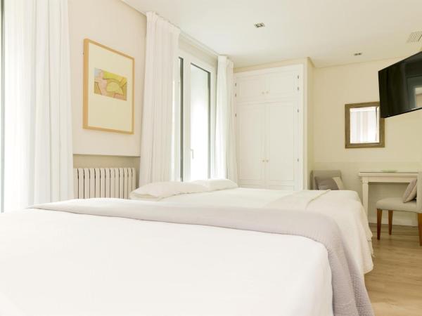 Hotel Sauce : photo 2 de la chambre  chambre double avec 2 lits d'appoint