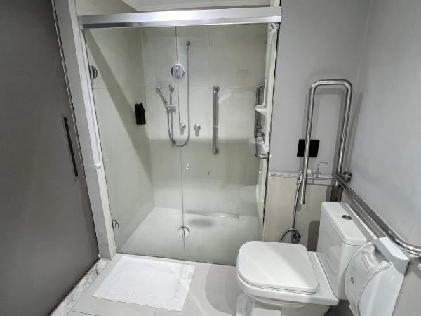 Intercity São Paulo Berrini : photo 5 de la chambre hébergement lit double - accessible aux personnes à mobilité réduite