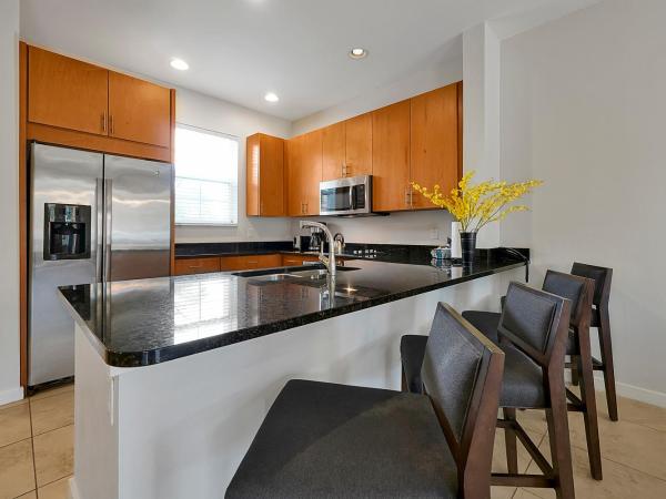 Regal Oaks Resort Vacation Townhomes by IDILIQ - Free Private Hot tub! : photo 7 de la chambre maison 2 chambres avec bain à remous privé