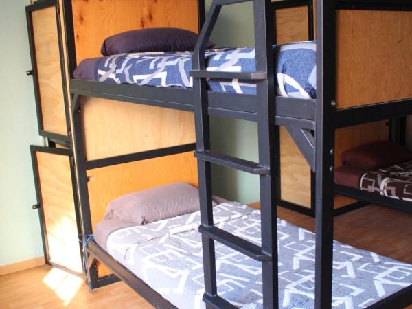 Hostal La Loteria : photo 6 de la chambre lit dans dortoir de 8 lits 