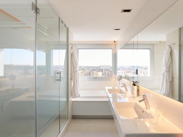 voco Madrid Retiro, an IHG Hotel : photo 1 de la chambre suite madrid