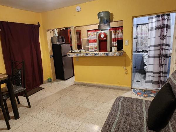 Departamentos muy cercanos al aeropuerto T2 wifi free : photo 10 de la chambre appartement - rez-de-chaussée