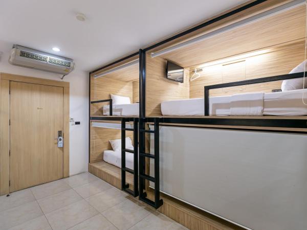 The Bedrooms Hostel Pattaya : photo 5 de la chambre lit superposé dans dortoir pour femmes 