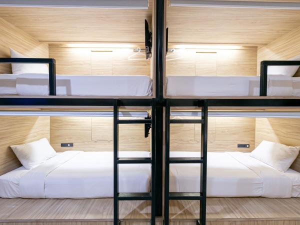 The Bedrooms Hostel Pattaya : photo 7 de la chambre lit superposé dans dortoir pour femmes 