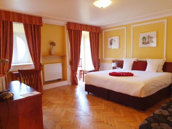Château de Pourtalès : photo 1 de la chambre chambre double classique le château 