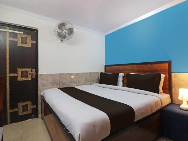 Flagship Hotel Bluemoon Inn, South Campus : photo 7 de la chambre chambre triple classique