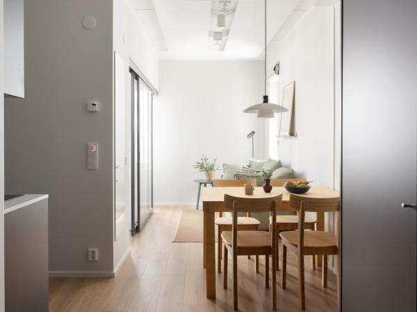 Noli Otaniemi : photo 2 de la chambre spacious-studio with sea view