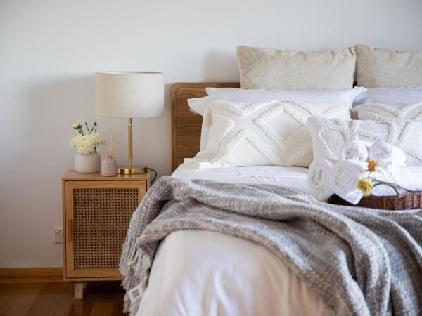 Nature & Relax House, Panoramic sea view, Free parking 37 : photo 1 de la chambre chambre double avec salle de bains commune