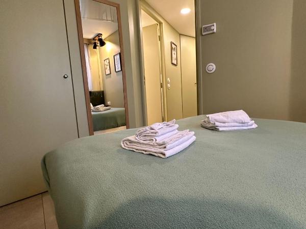 MULTIRESIDENCE L'ELYSEE Paris : photo 10 de la chambre appartement supérieur