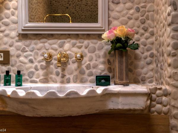 Exclusive Suites The Secret Garden : photo 9 de la chambre suite junior - vue sur canal