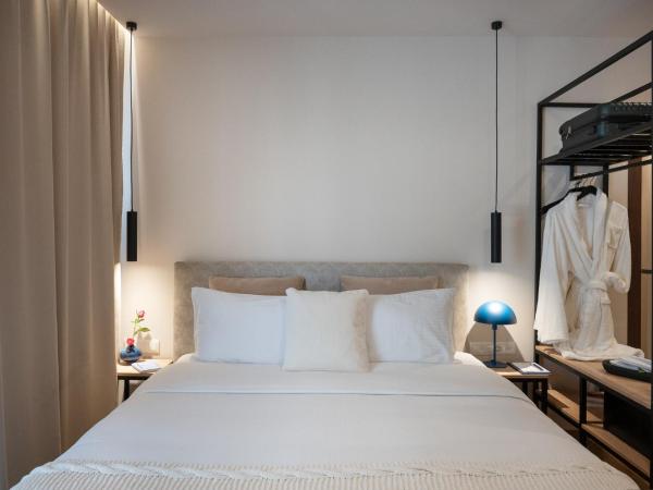 IRA - ΗΡΑ Hotel : photo 1 de la chambre chambre familiale supérieure