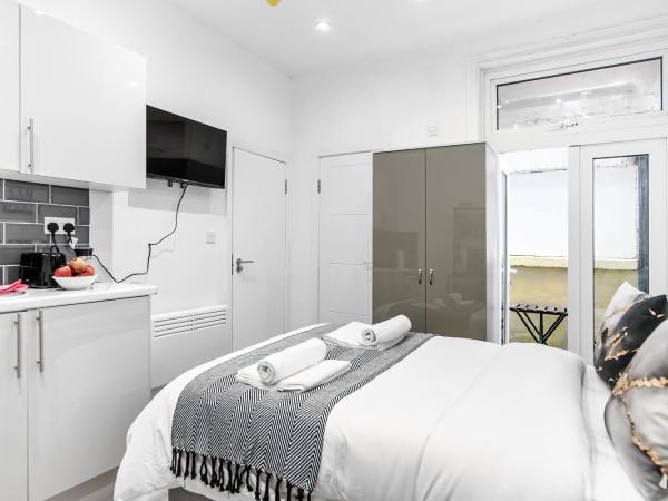 Modern Studio Rooms in Zone 2 London : photo 1 de la chambre studio