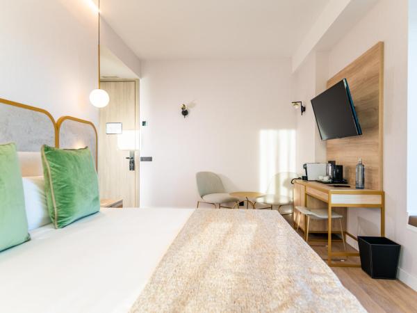 Hotel Málaga Vibes : photo 3 de la chambre chambre lit king-size deluxe