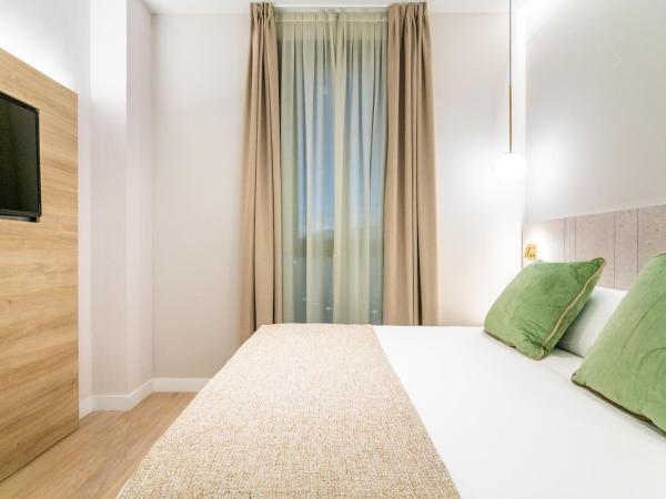 Hotel Málaga Vibes : photo 8 de la chambre chambre double ou lits jumeaux