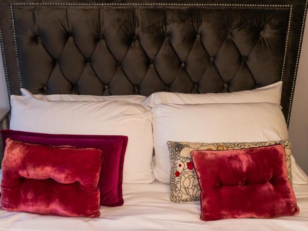 Carlton lodge at Carlton tavern free parking : photo 6 de la chambre chambre double