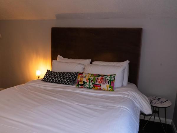 Carlton lodge at Carlton tavern free parking : photo 5 de la chambre chambre lit king-size