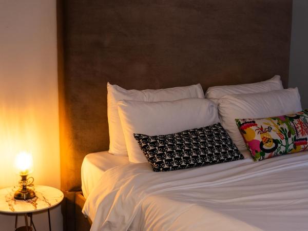 Carlton lodge at Carlton tavern free parking : photo 3 de la chambre chambre lit king-size